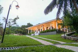 Thompson Manor (A Luxury Villa in Galle) (3)_compressed